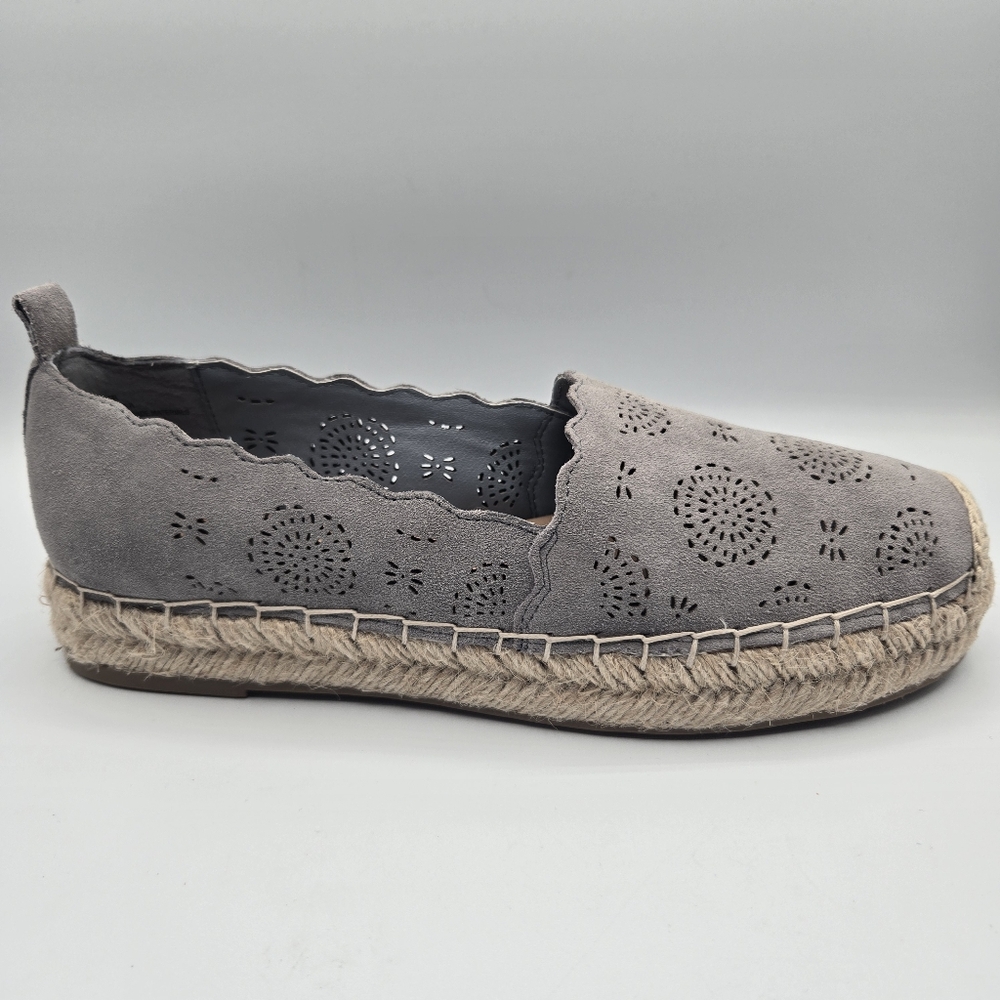 CROWN VINTAGE NWOT Gray Suede Perforated Scalloped Espadrille Slip On